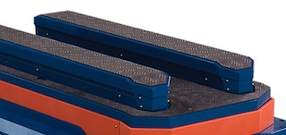 Modely AMR 600 a AMR 1500 sú vybavené zdvíhacími plošinami