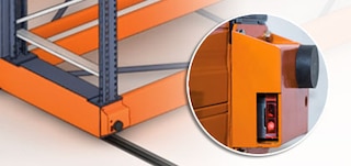 Ak je aktivovaná vnútorná bezpečnostná bariéra, zablokuje pohyb základne