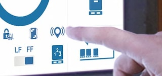 Lokalizačný signál sa používa na lokalizáciu kyvadlového vozíka