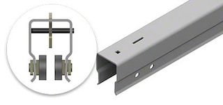 Vozíky v systémoch push-back sa pohybujú po koľajniciach