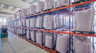 Paletové systémy Push-back